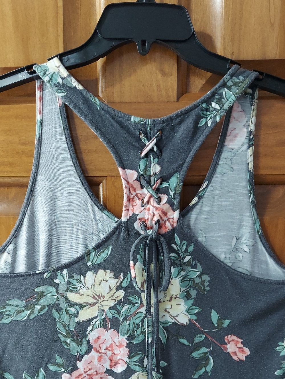 Maurices Floral Racerback Tank Top in Charcoal with Laced Up Back, Size Large